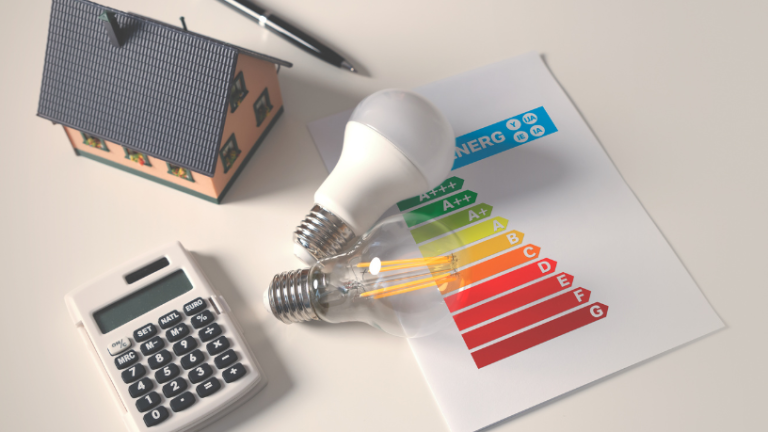 Fernando Trabach Filho explora como a inteligência artificial pode otimizar o consumo energético sem comprometer o desempenho em diferentes setores.